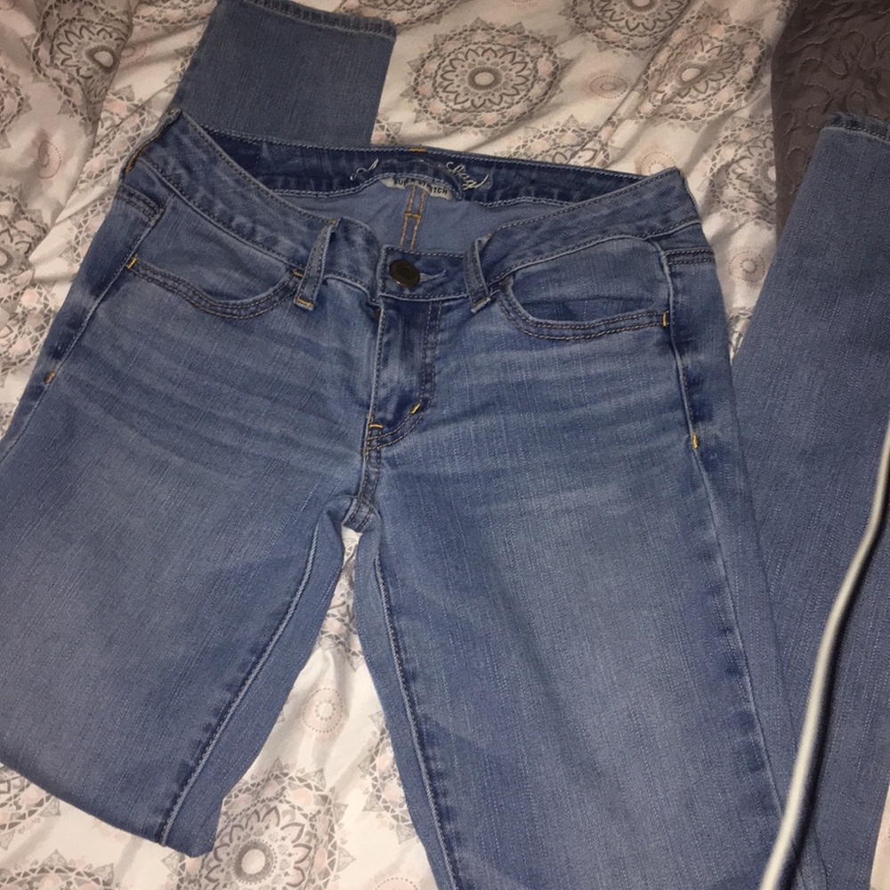 lightwash american eagle jeggings
